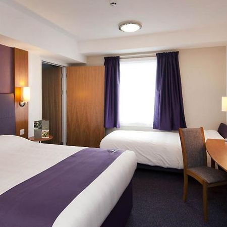 Premier Inn Кидерминстър Екстериор снимка