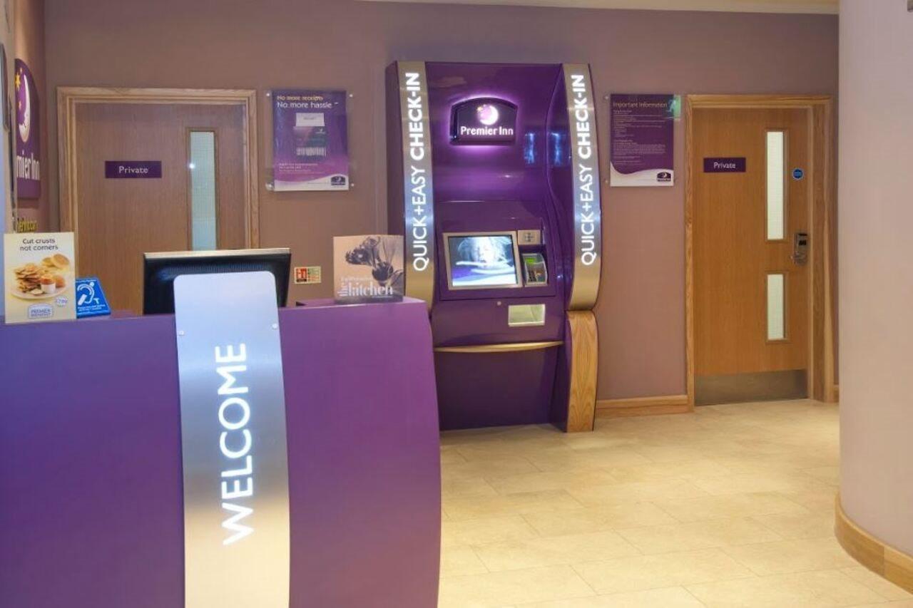 Premier Inn Кидерминстър Екстериор снимка