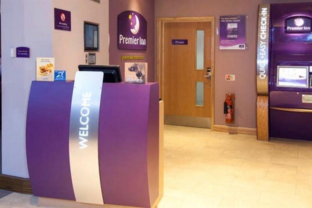 Premier Inn Кидерминстър Екстериор снимка
